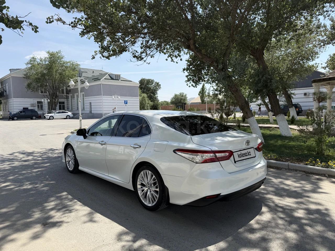 Toyota Camry — фото, Алматы