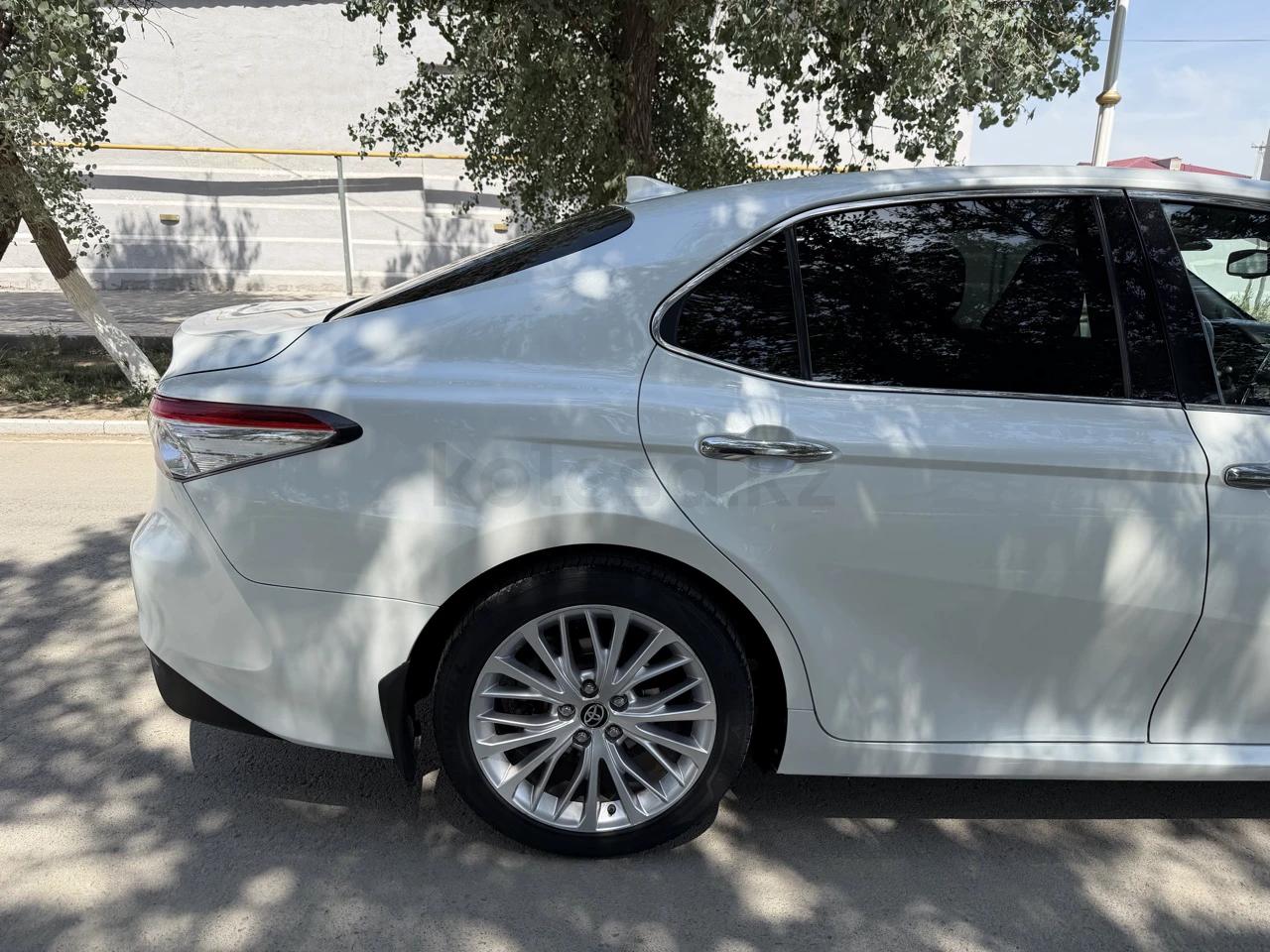 Toyota Camry — фото, Алматы