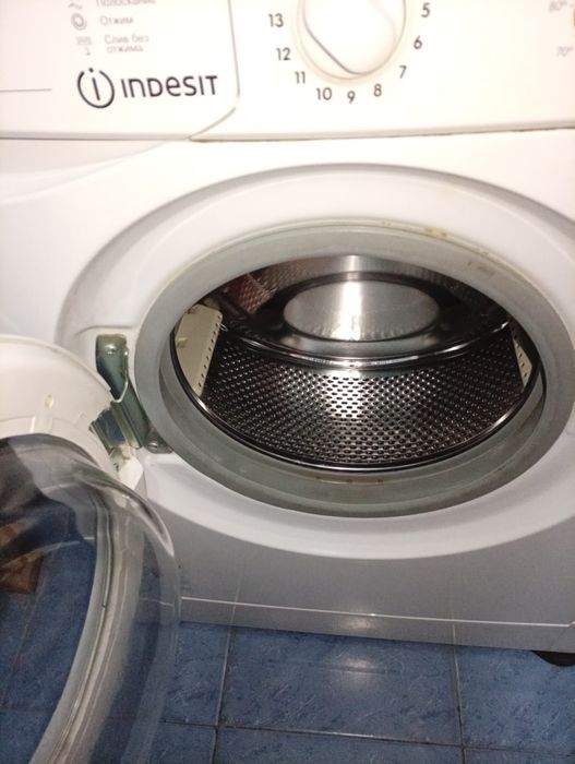 Продам стиральную машину indesit — фото, Алматы